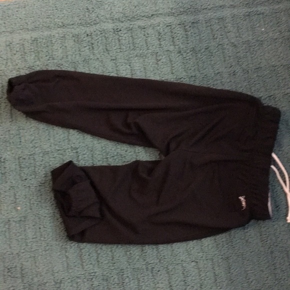 Bundle - Picture 2 of 4